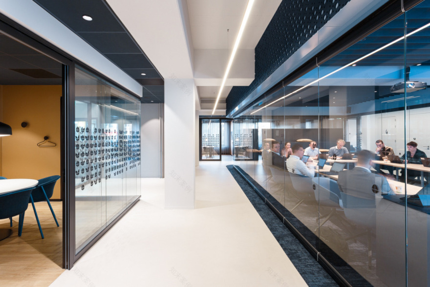 荷兰 Rabobank 银行巴内沃尔德办公室绿色翻新-13