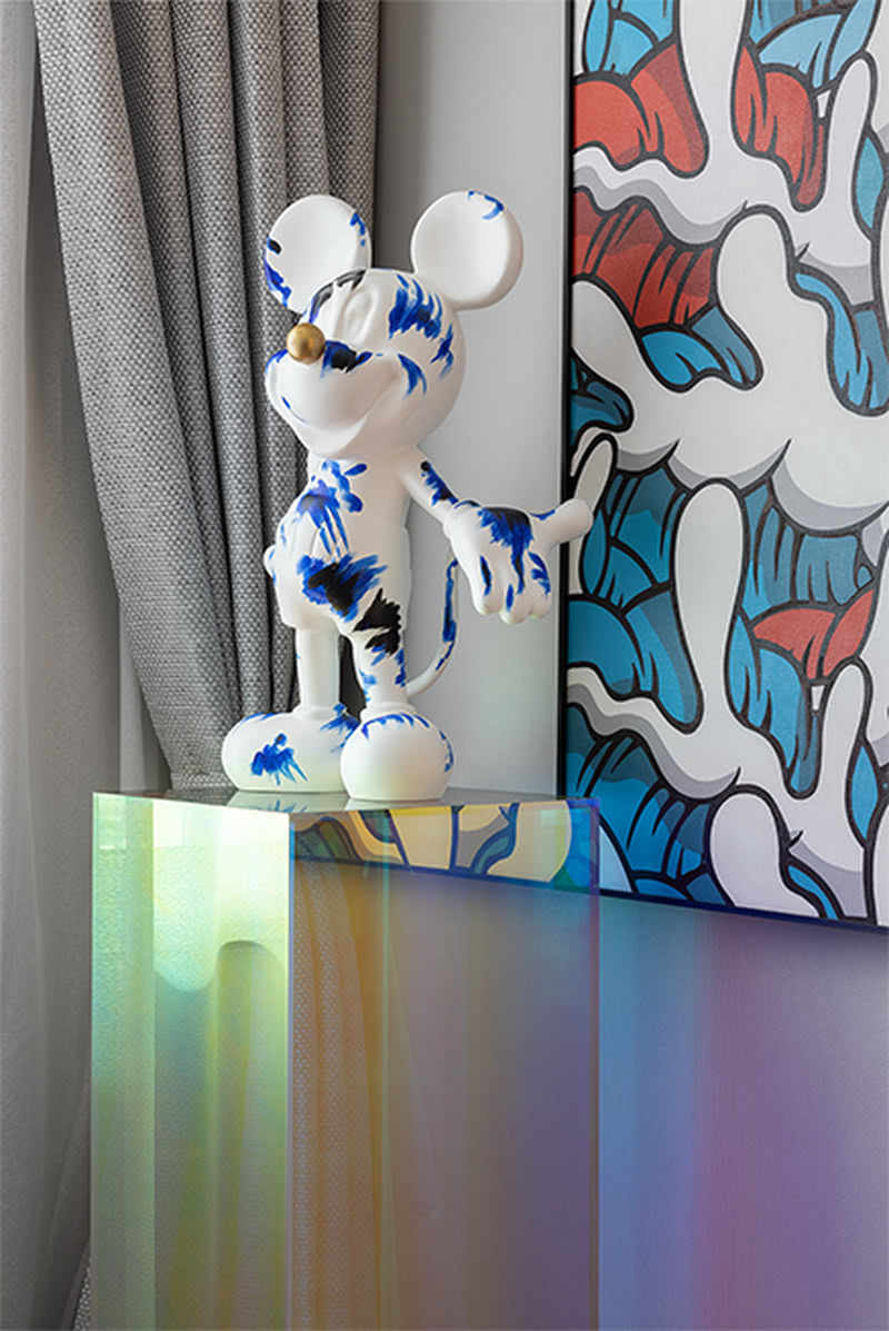 景瑞誉璟潮鸣样板间 | 米奇主题的复古前卫空间-15