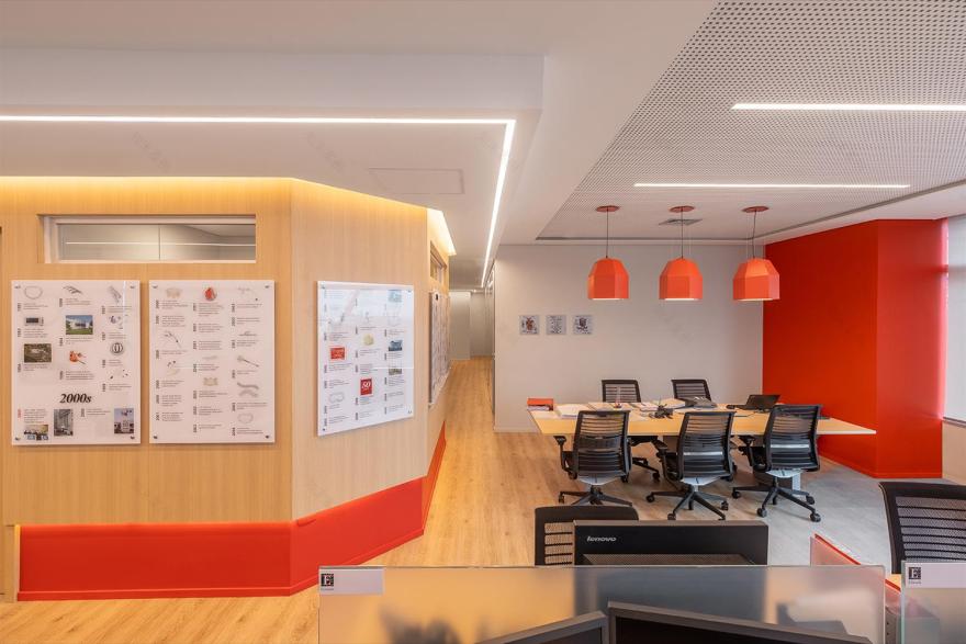 Edwards Lifesciences · 垂直花园式办公空间设计-4