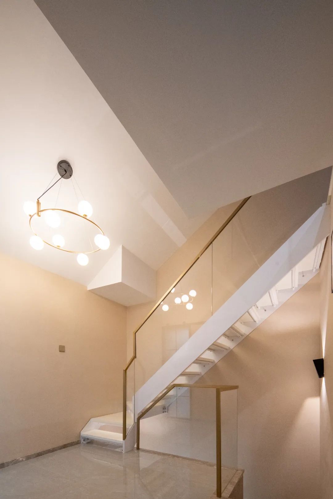 上海 300㎡现代简约别墅设计丨中国上海丨尚层别墅装饰-0