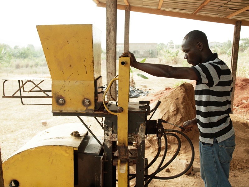 加纳达芒社区学校-22