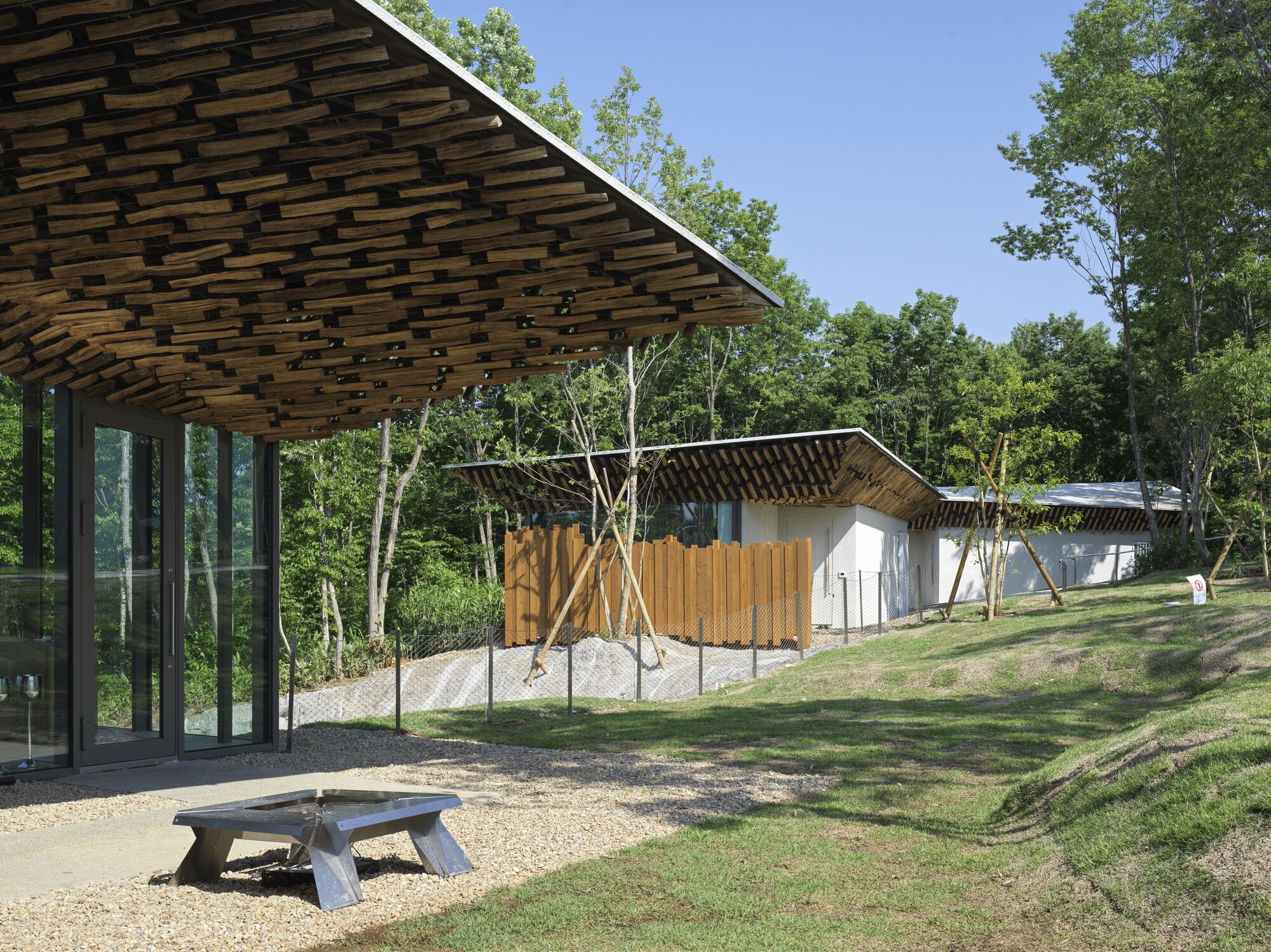 Snowpeak Field Suite 水疗中心总部丨日本丨Kengo Kuma & Associates-27