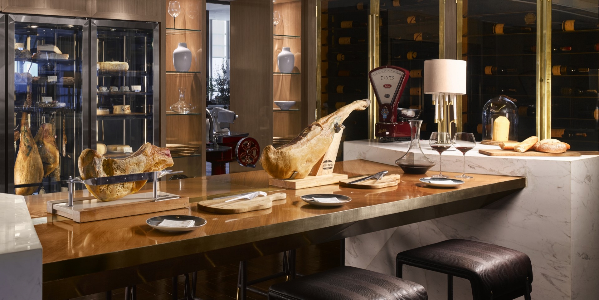 Intercontinental Hanoi Landmark 72-15