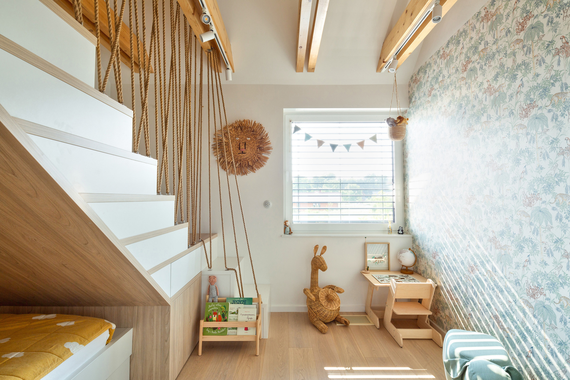 灰色房子丨RS+ Robert Skitek-38