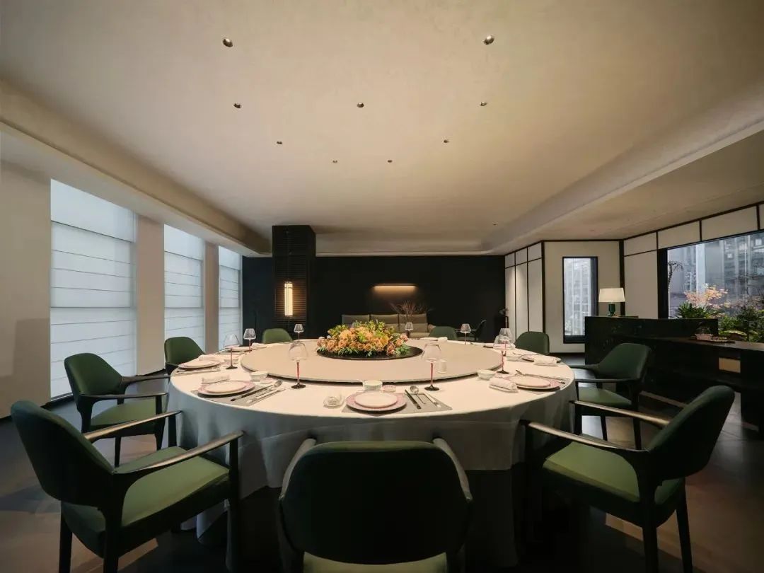 首发｜苏格设计：茶酒为媒，一座新派会馆的雅集实验_20250523-31