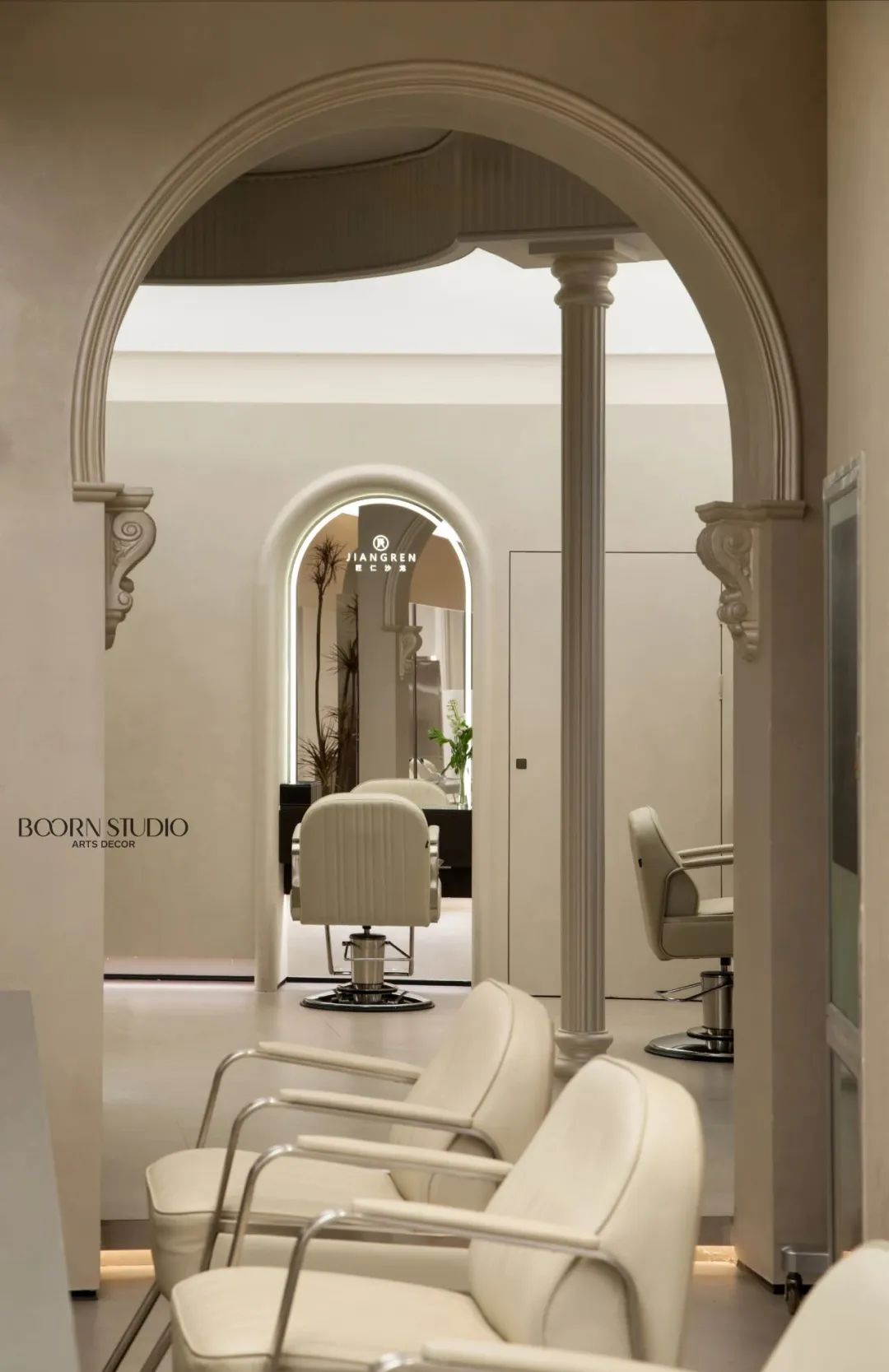 美发沙龙 丨 给予空间无限的想象力-12