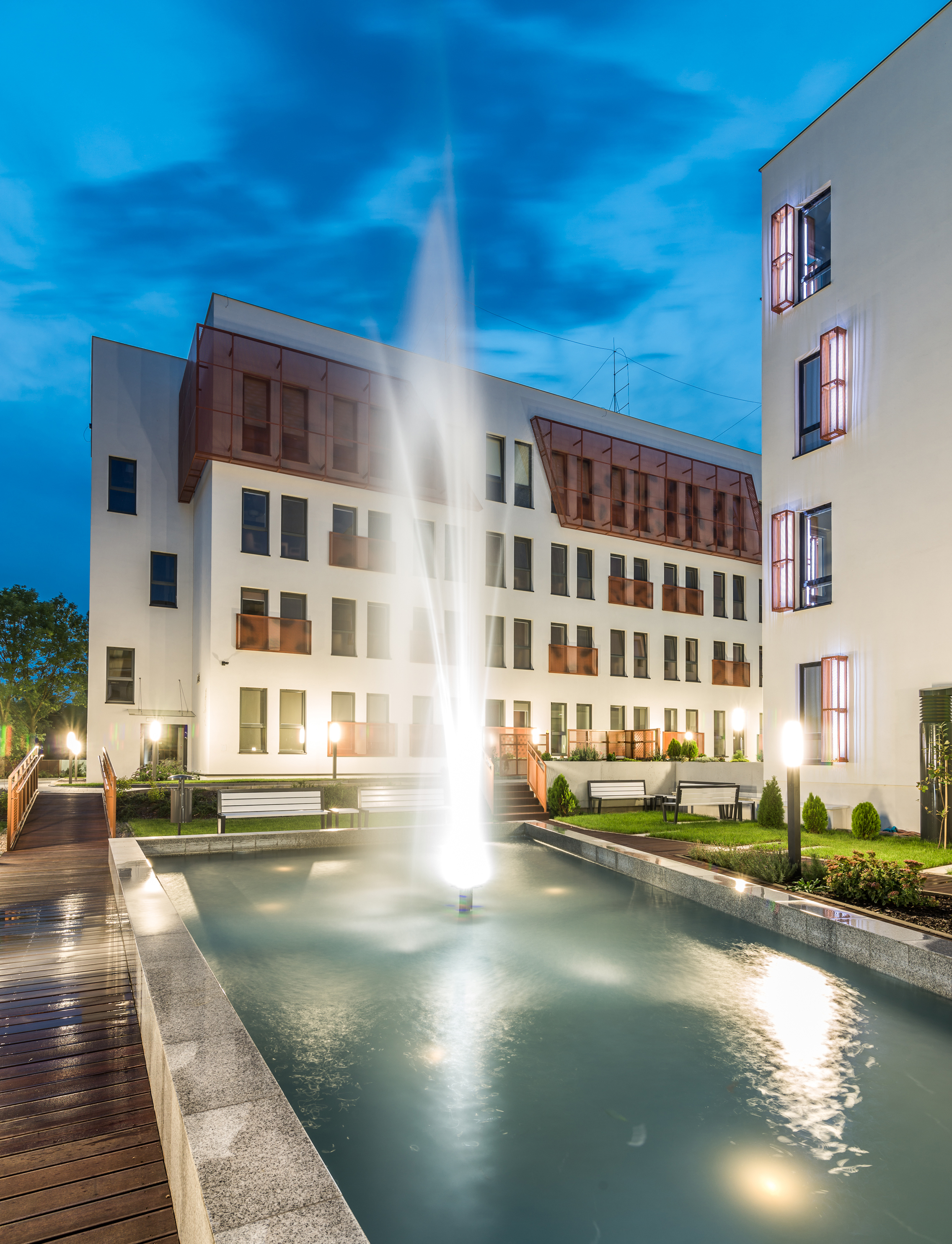 波兰老年医疗酒店综合体设计-39