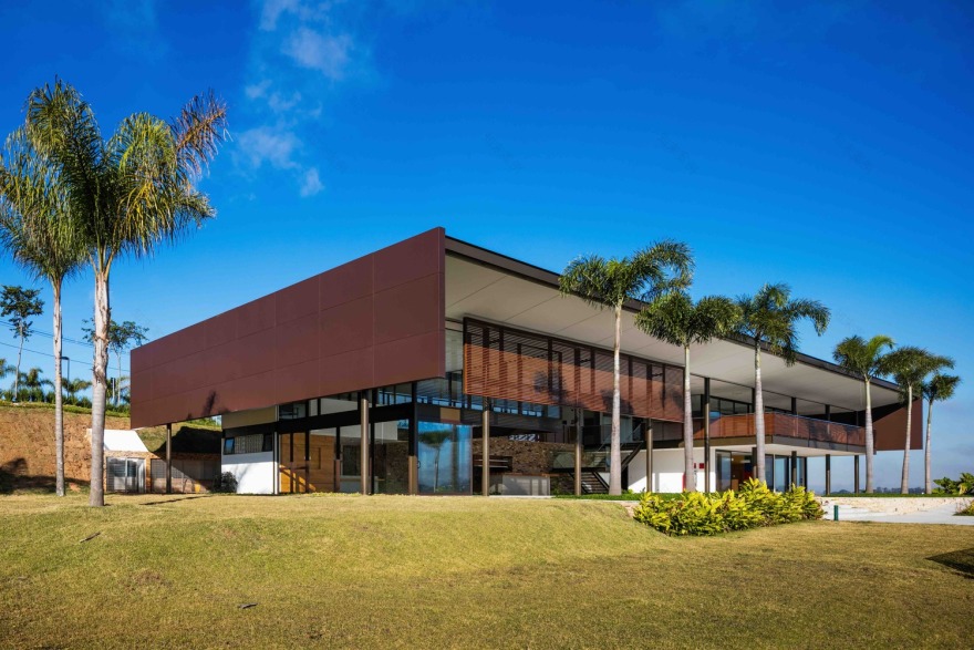 巴西自然景观中的社交俱乐部总部-38