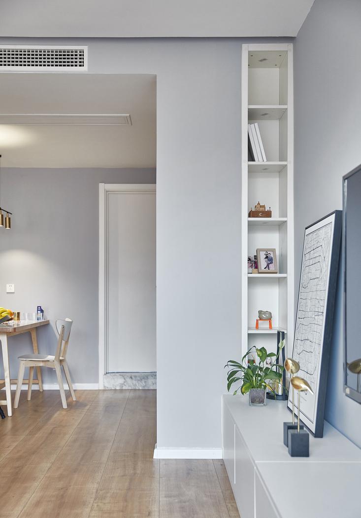 北漂航空家庭的简约宜居改造-12