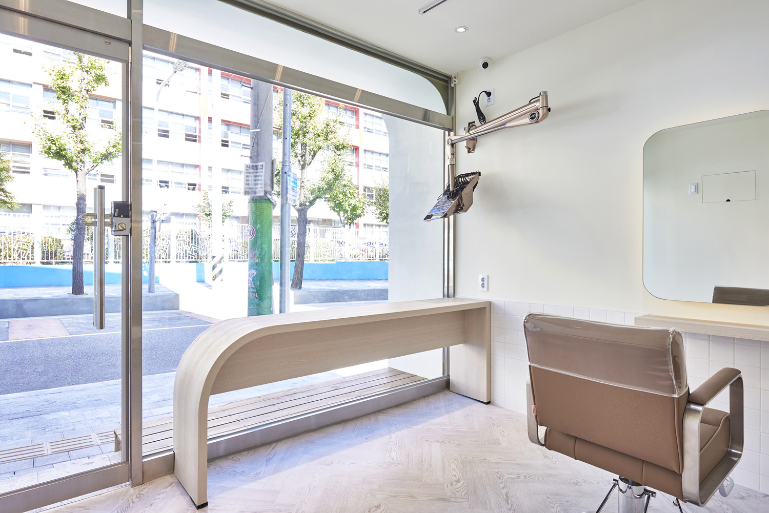 简约白色调美容室 -8