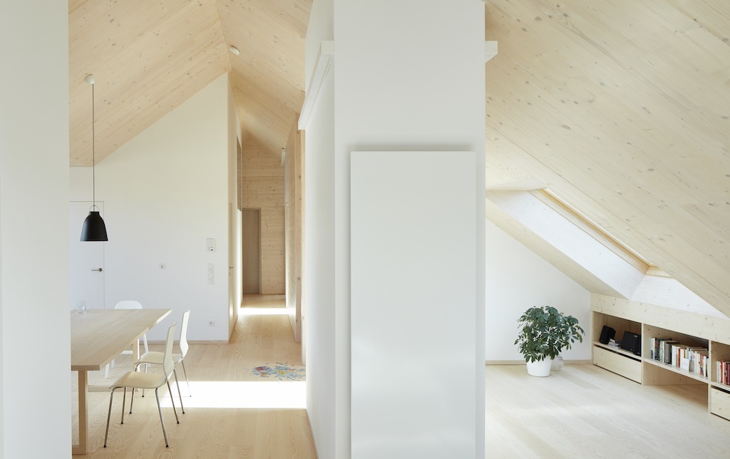 柏林住宅区屋顶扩建公寓-0