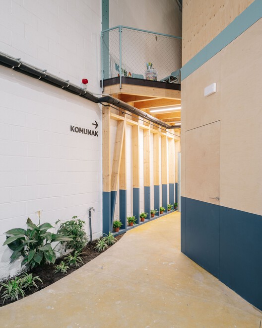 文化总部工厂丨西班牙丨Behark-17