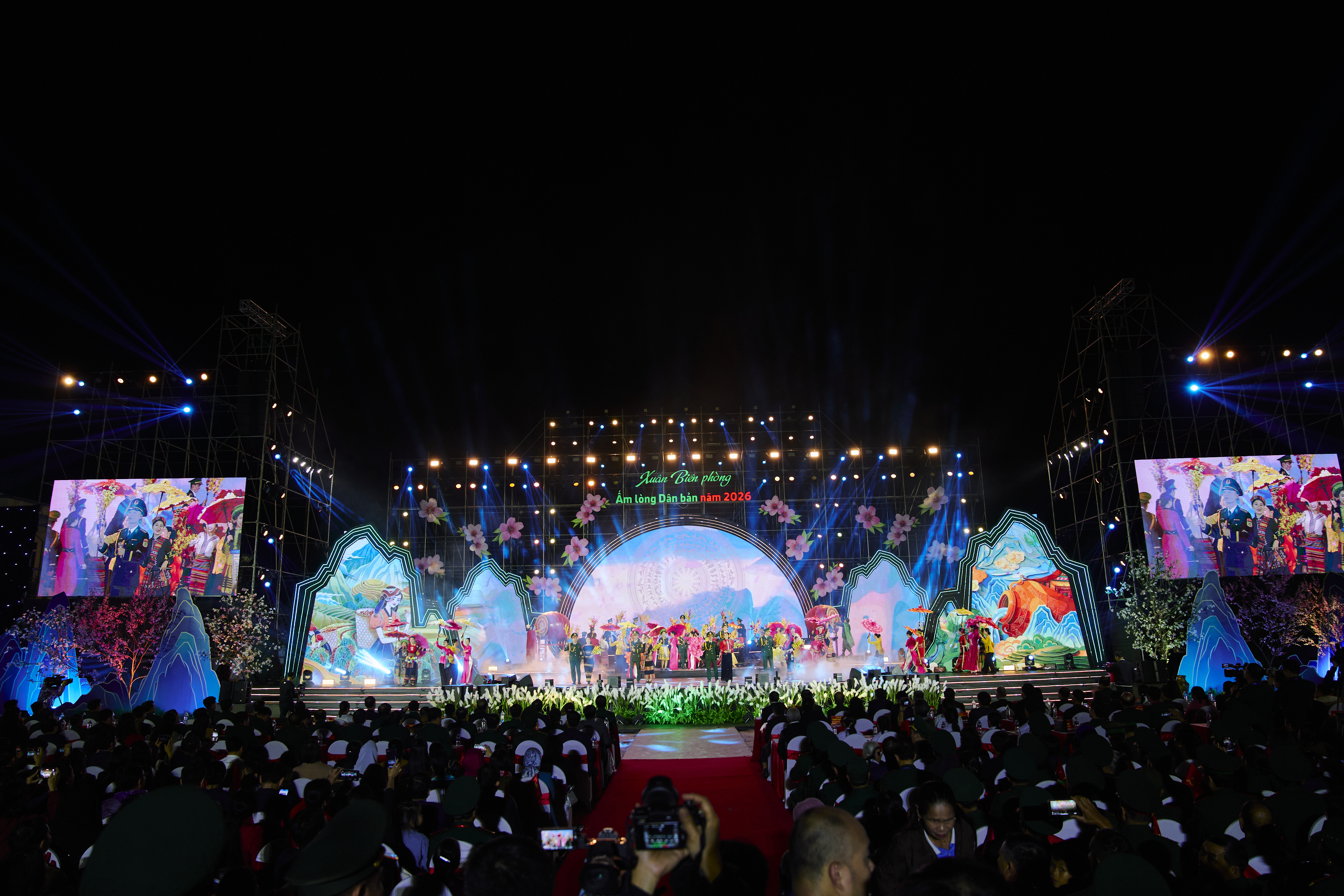 SÂN KHẤU CT XUÂN BIÊN PHÒNG 2026-9