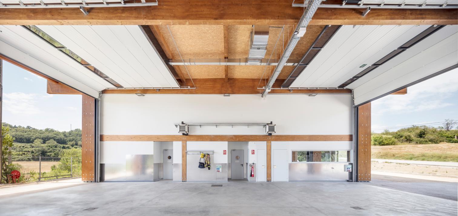 西班牙 Moyá 消防站丨西班牙巴塞罗那-16