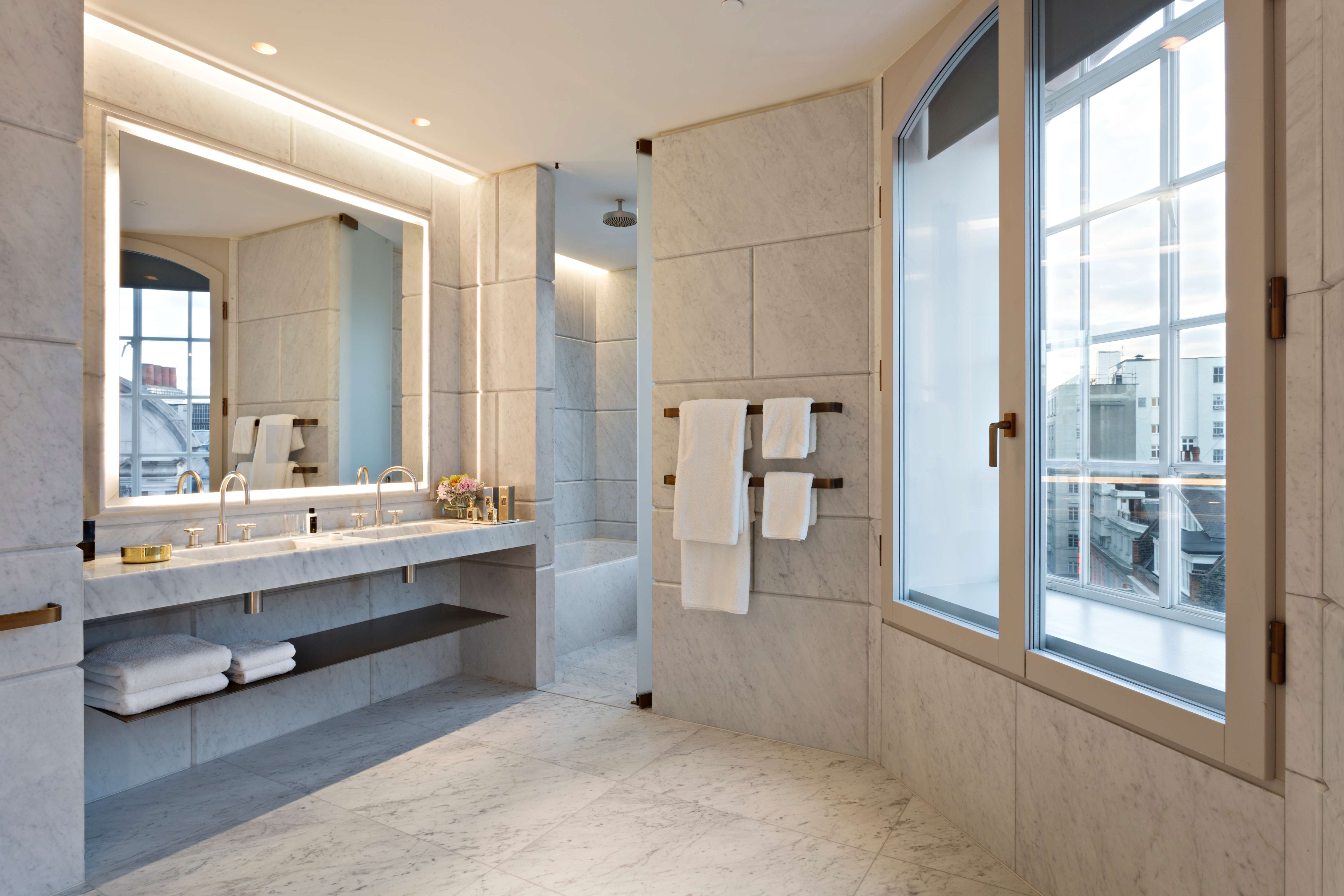 伦敦皇家咖啡酒店-58