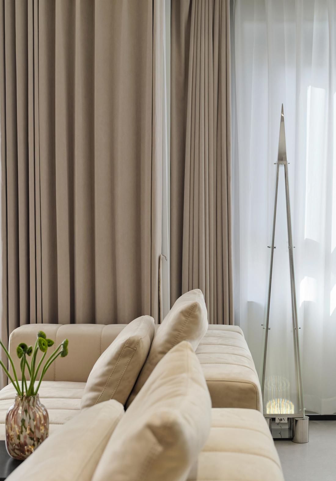 240平意式简约风家装设计-15