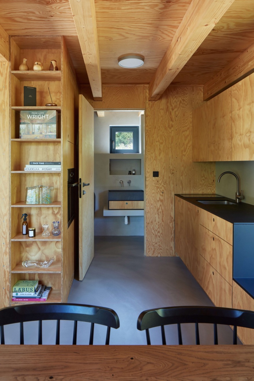 天窗小屋丨捷克丨Atelier Hajný-33