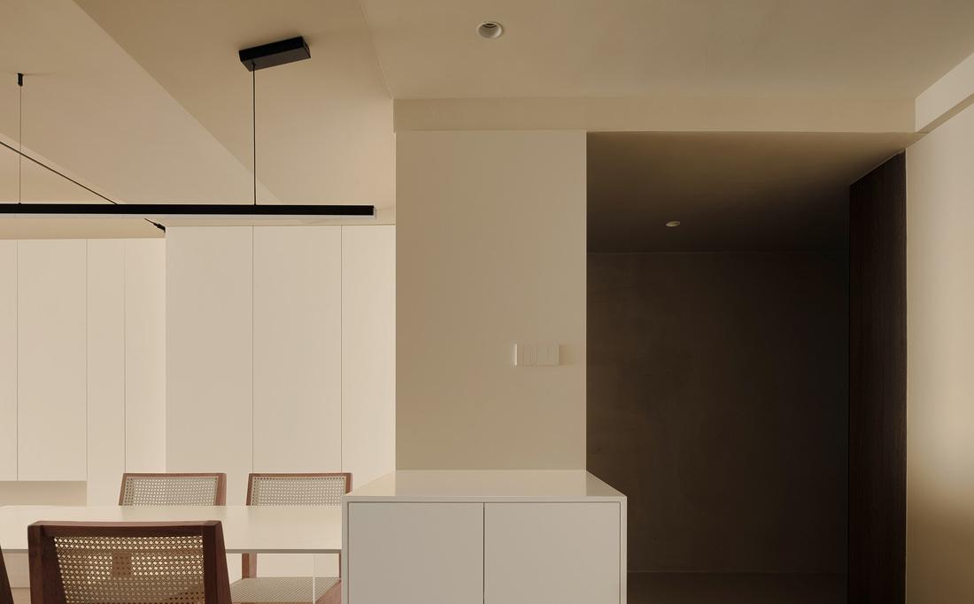 昆明侘寂风平层 · 闹市中的静谧空间丨中国昆明-42