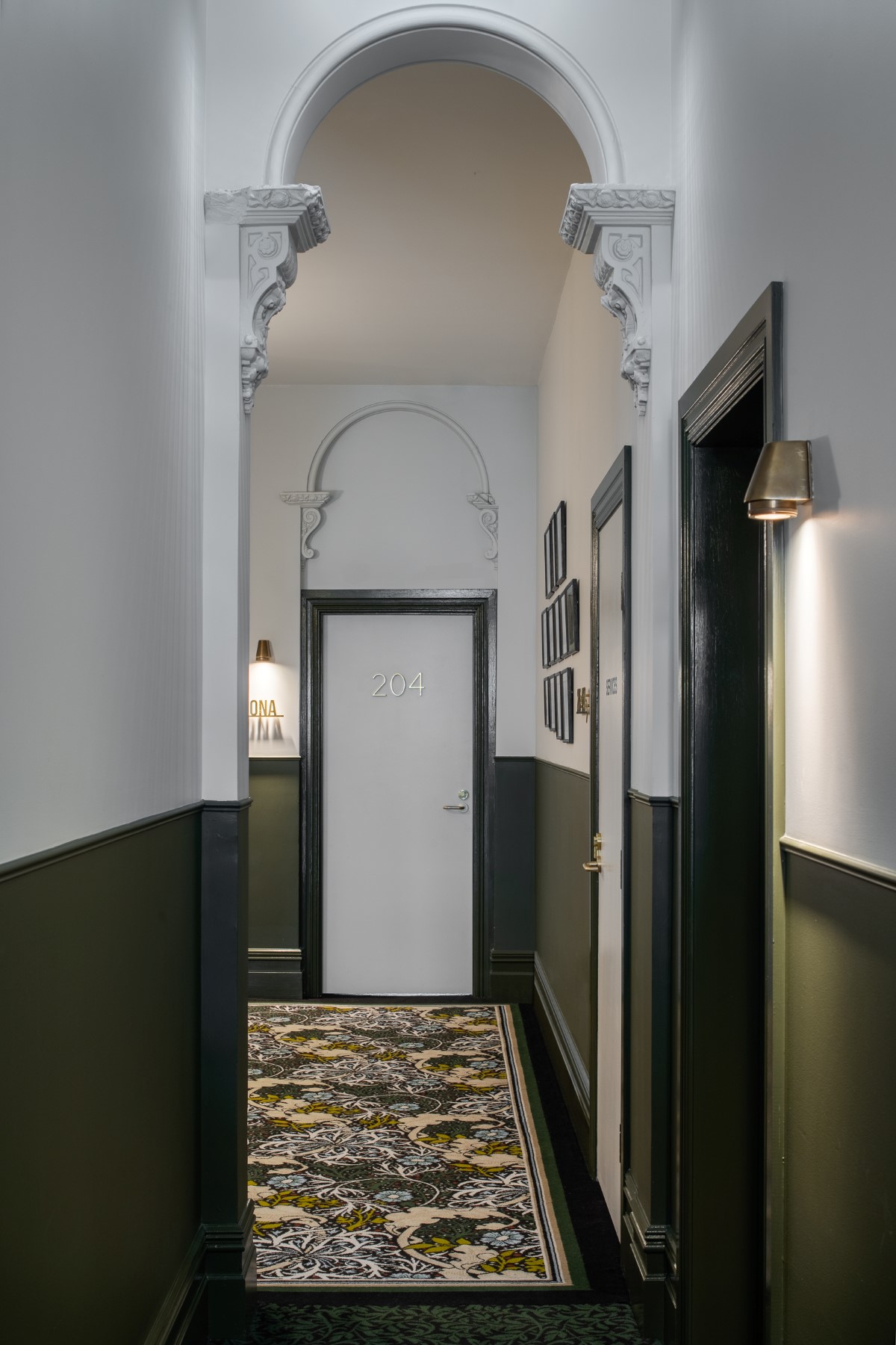 Portarlington Grand Hotel - Techne-8