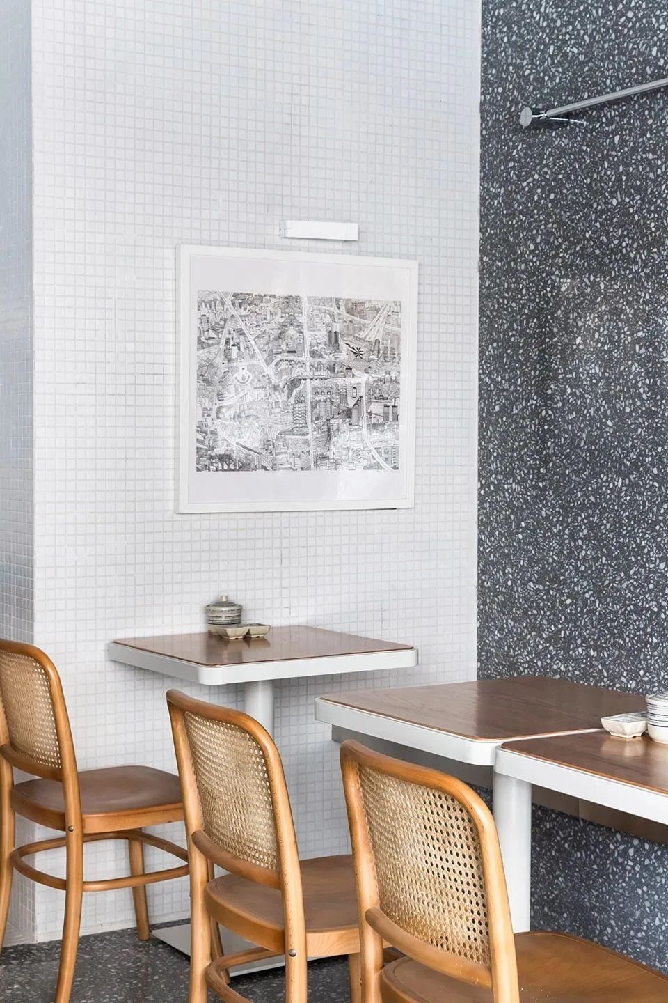 上海 60㎡晶莹剔透米粉店,简洁明快空间设计-33