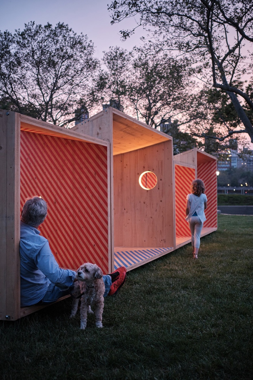 纽约回收木质展亭“Salvage Swings”-36