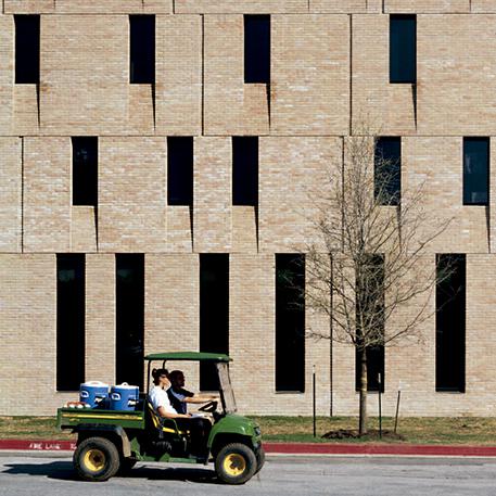 St. Edwards 大学宿舍楼 | 高度互动的居住空间-8