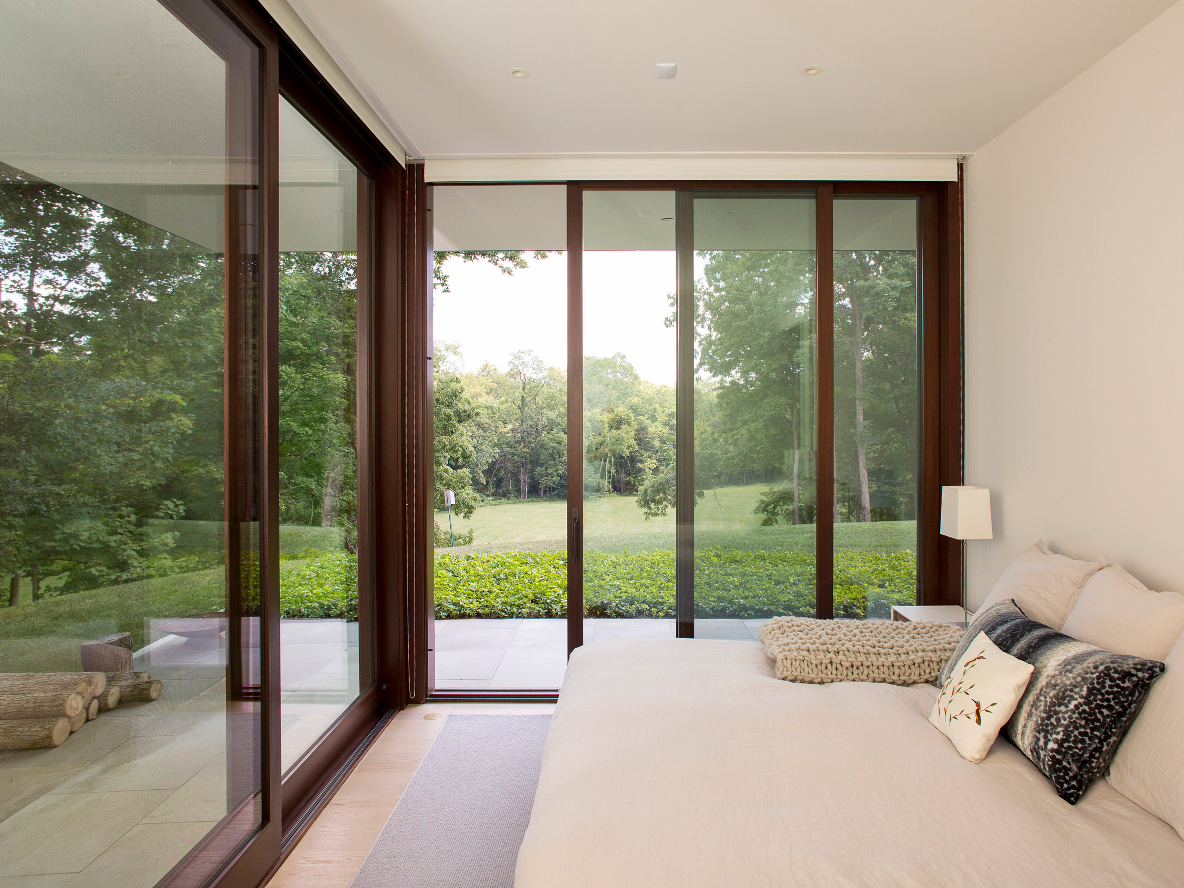 Deborah Berke channels modernism with long and low Indiana house-20