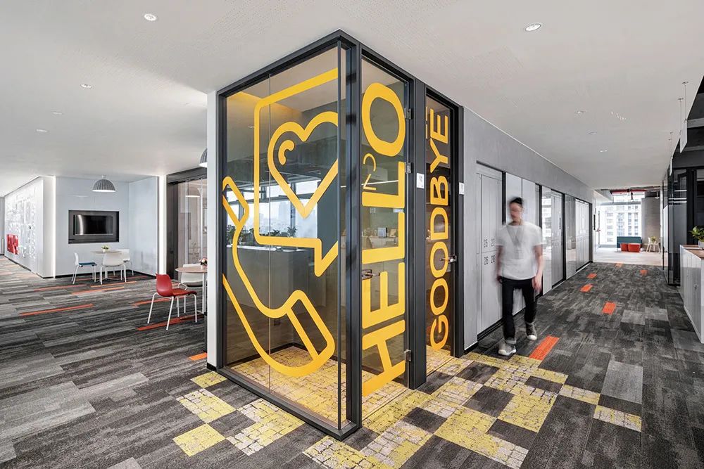 广州万科办公总部丨中国广州丨MAG-11