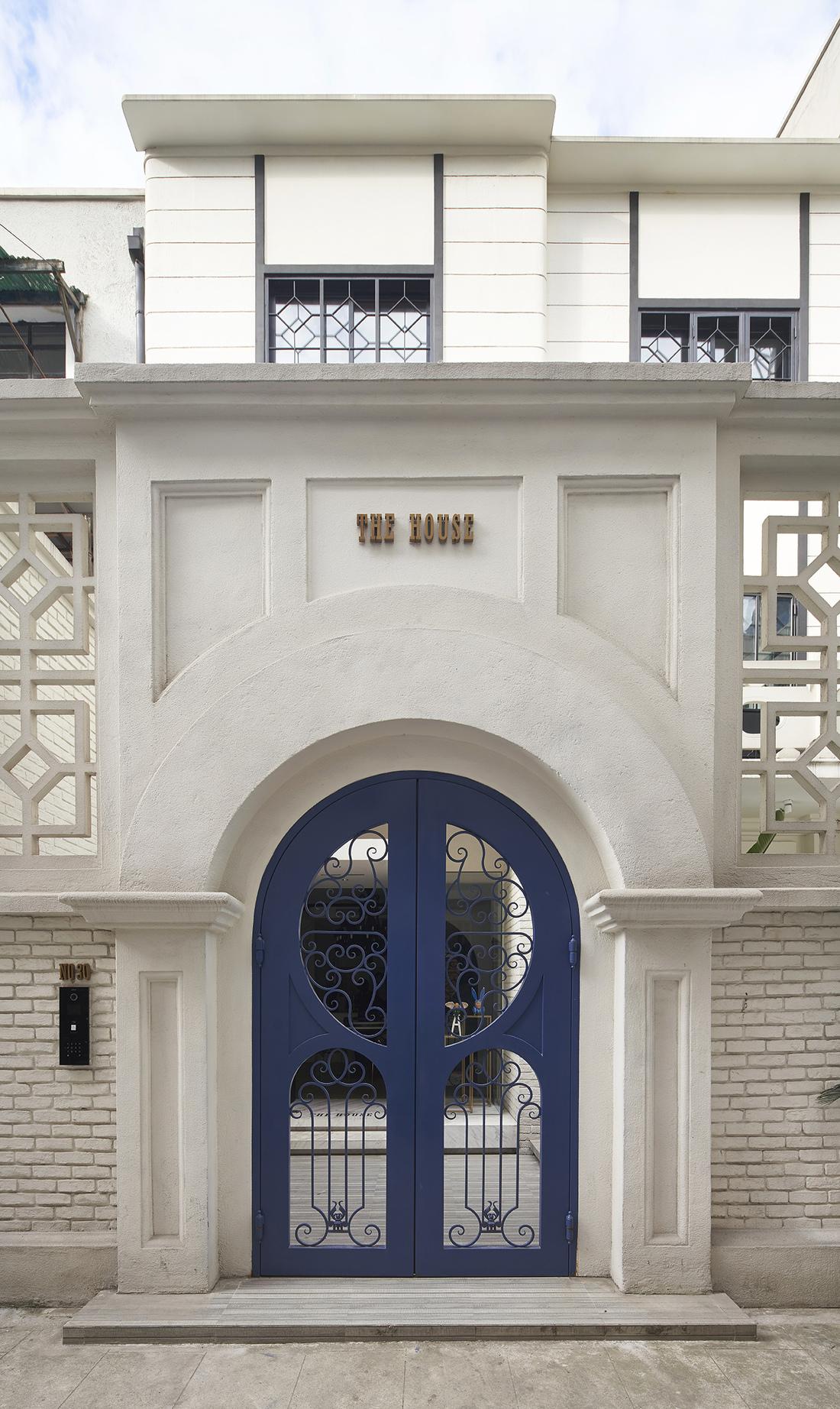 蓝色房子丨中国上海丨法纳兴室内设计事务所-1