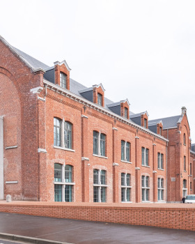 沙勒罗瓦美术博物馆丨Belgium丨GoffartPolomé Architectes