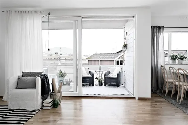 现代木艺住宅设计,打造温馨家庭空间-6