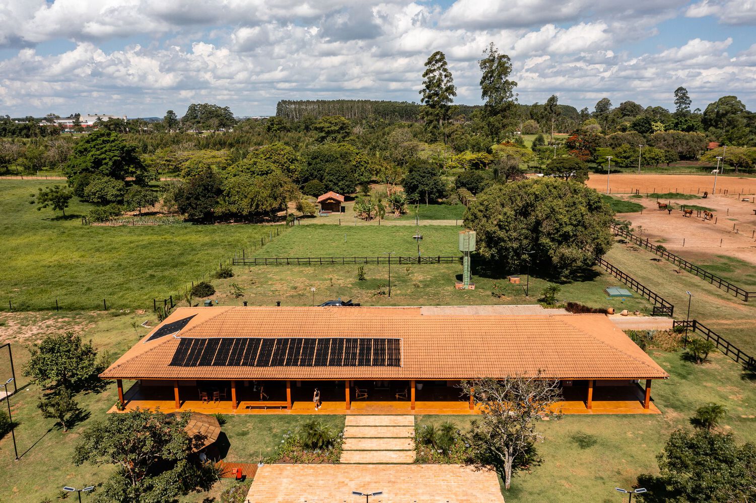 乡村别墅的现代改造丨巴西圣保罗-29