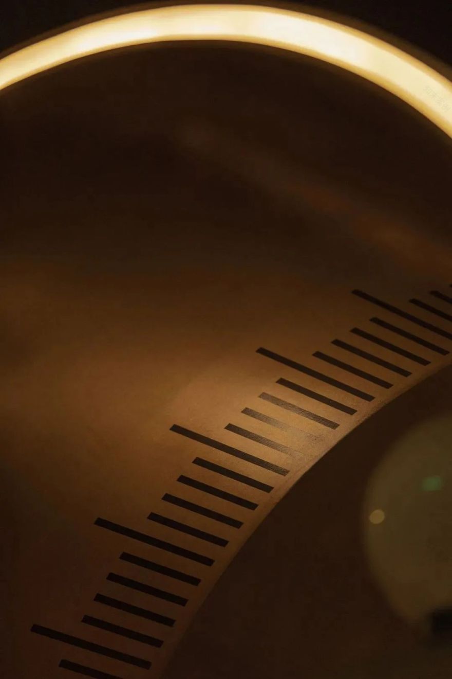 沈阳分米鸡餐厅 | 前卫设计与自然融合的美食空间-18