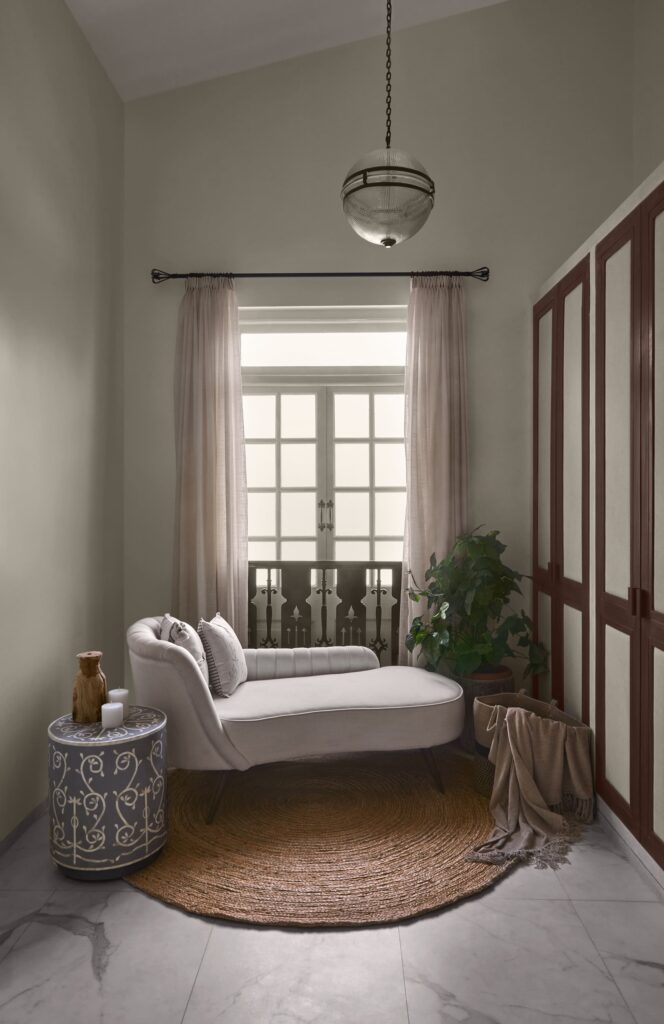 鸡蛋花庄园

注：Frangipani常见指鸡蛋花 ，Estate有庄园、地产等意思，结合语境这里翻译为鸡蛋花庄园较为合适 丨FADD Studio-53