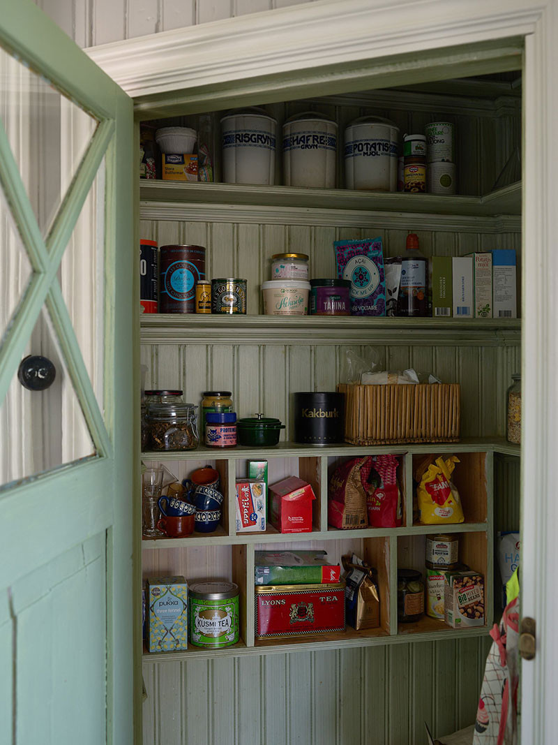 瑞典乡村小屋 | 塔楼与屋顶露台完美融合-12