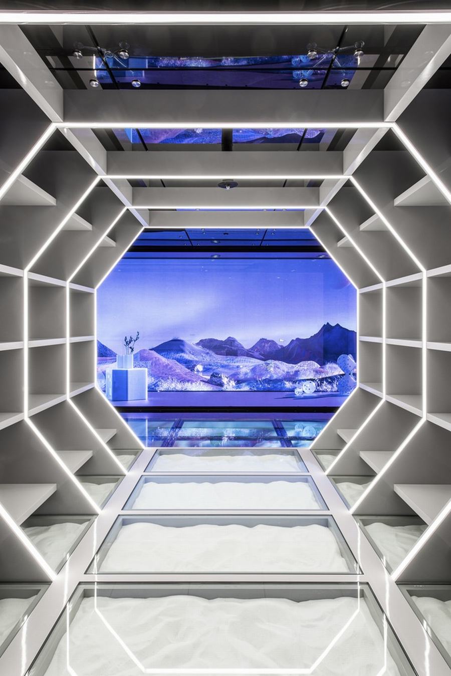 SM KwangYa@Seoul概念店，满满的科技感 - 米尚丽零售设计网 MISUNLY- 美好品牌店铺空间发现者-2