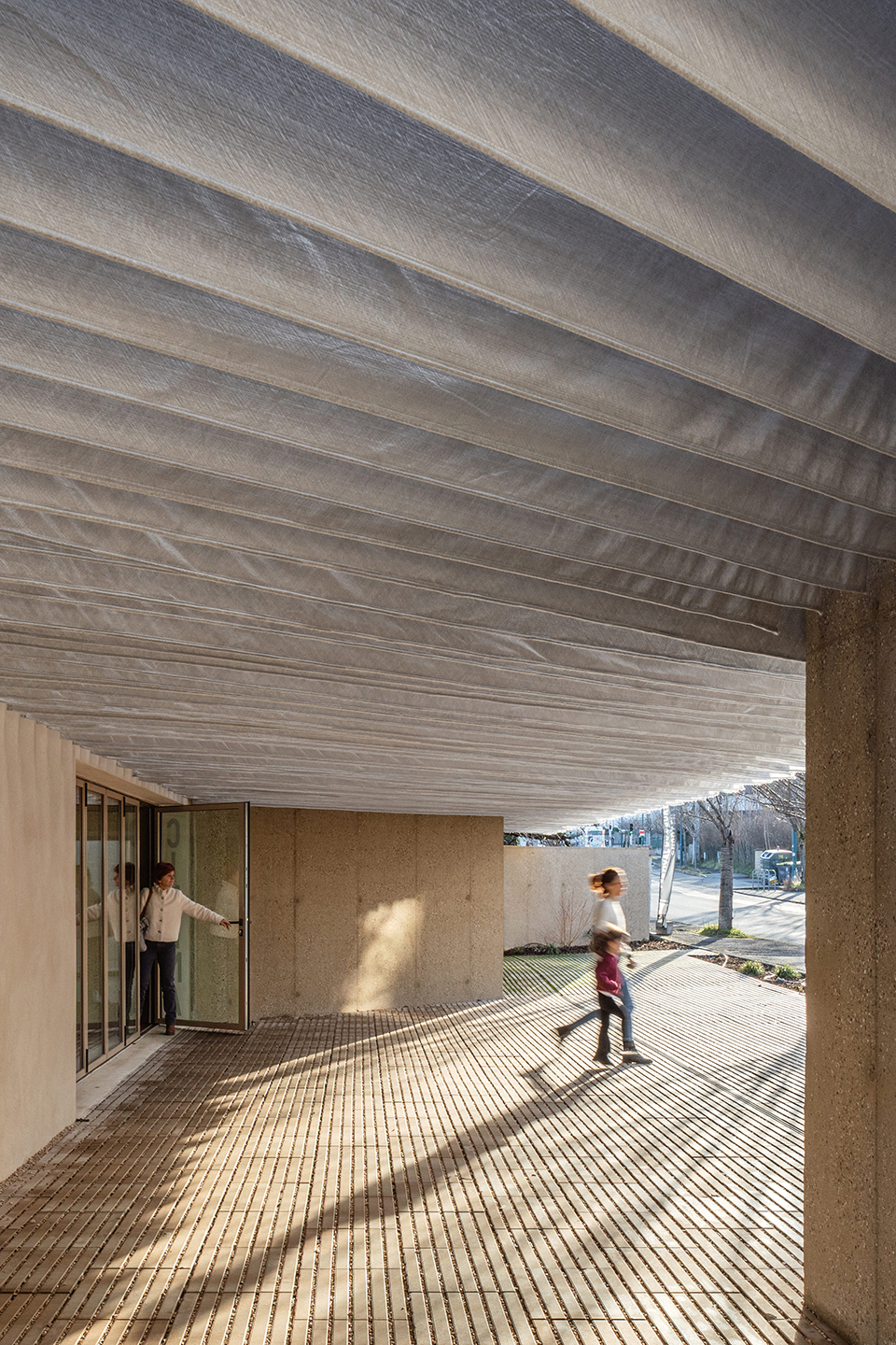Le Rio邻里影院丨FAB Architectes与Unes Architectes合作-11