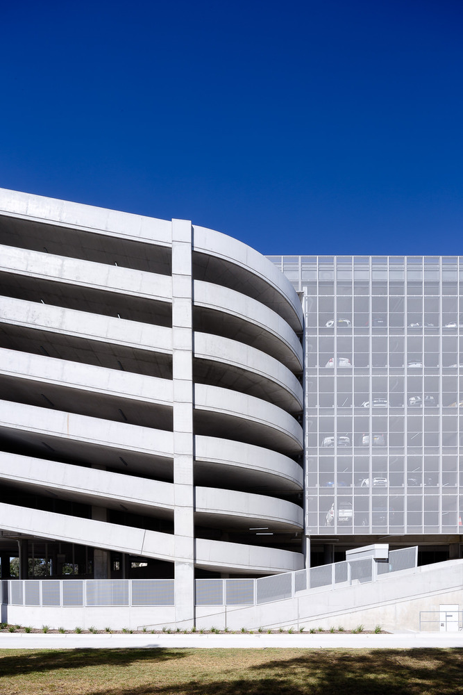 Skypark Car Park  May + Russell Architects-29