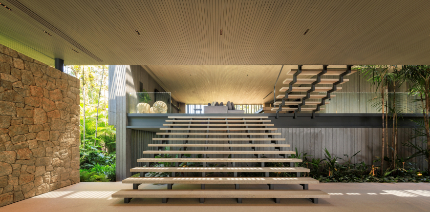 若JO是名字的缩写或者特定名称等保持原样:JO住所
若JO没有特殊意义,可意译为:住宅JO (不过这种说法一般是基于JO有特定指代前提,不然与住宅语义搭配会稍显突兀,最推荐情况一是JO有特定含义时的翻译) 丨巴西圣保罗-53