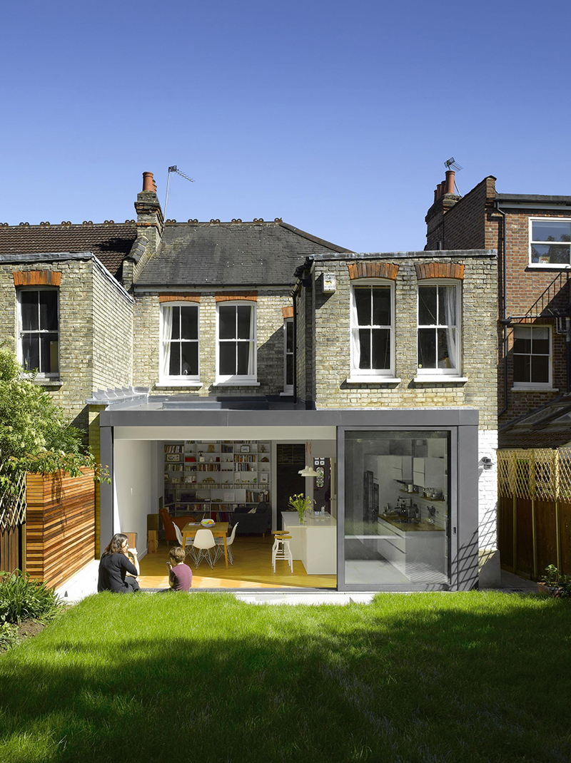 Redston Road Home in England Features a Contemporary Extension | Home Design Lover-17