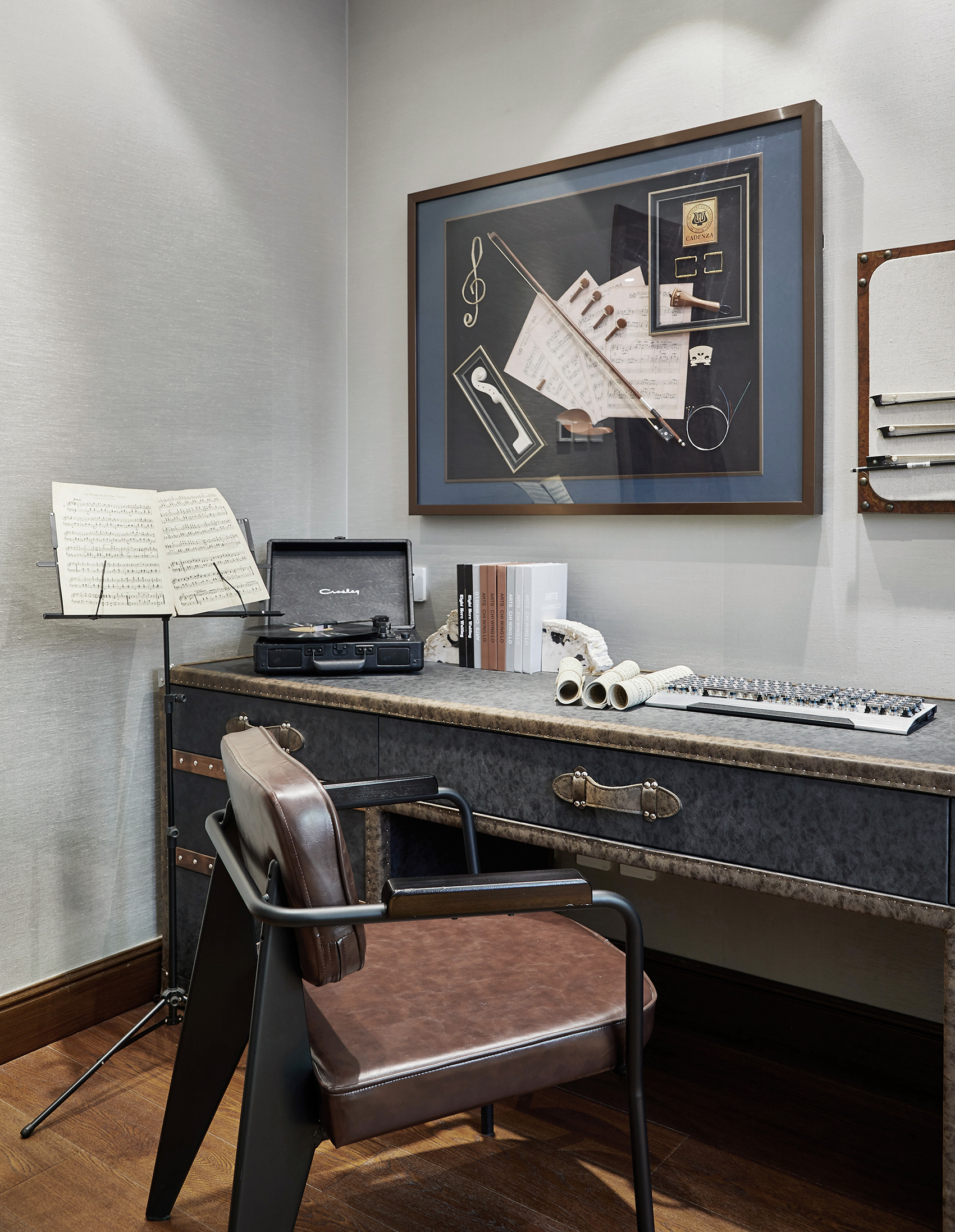 中西文化的融合散发独特文化气质-48