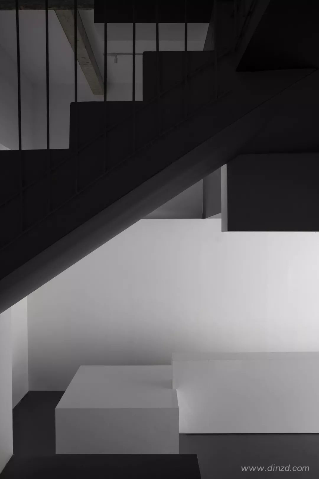 叛逆者 JYC 服饰办公空间 | 几何美学与功能性的完美融合-70