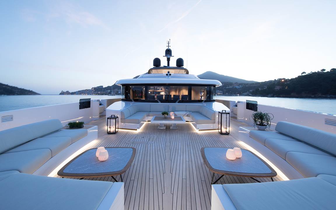 YACHT SEVEN SINS Minotti-3