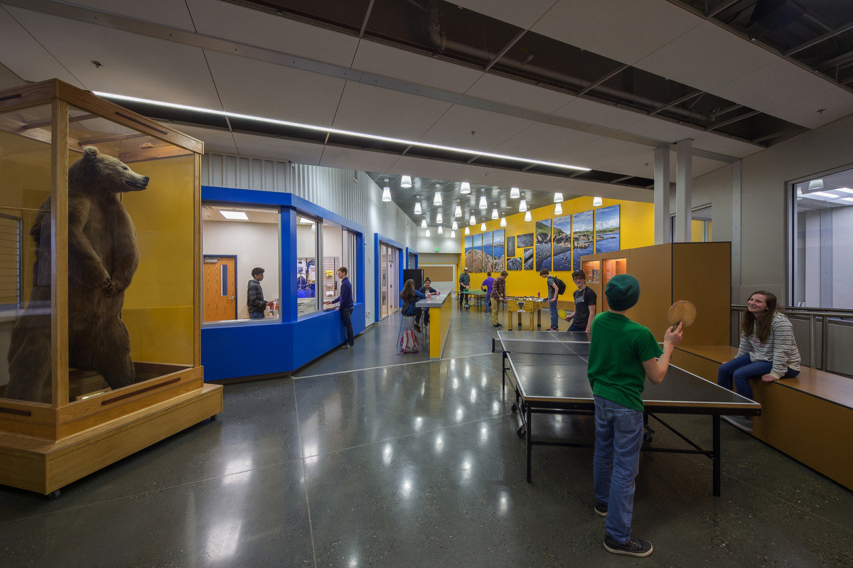 DLR Group 打造 21 世纪现代化 Kodiak 高中-10