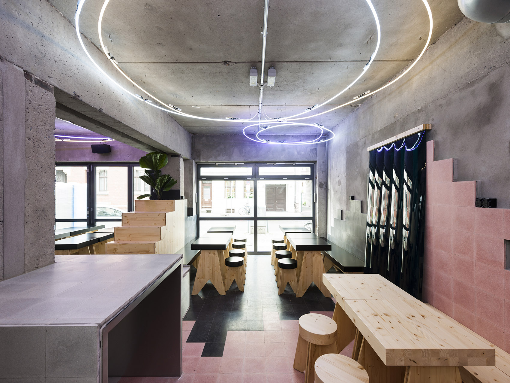 柏林街头的美式风情 & Beets and Roots餐厅 / GONZALEZ & HAASE / AAS-15