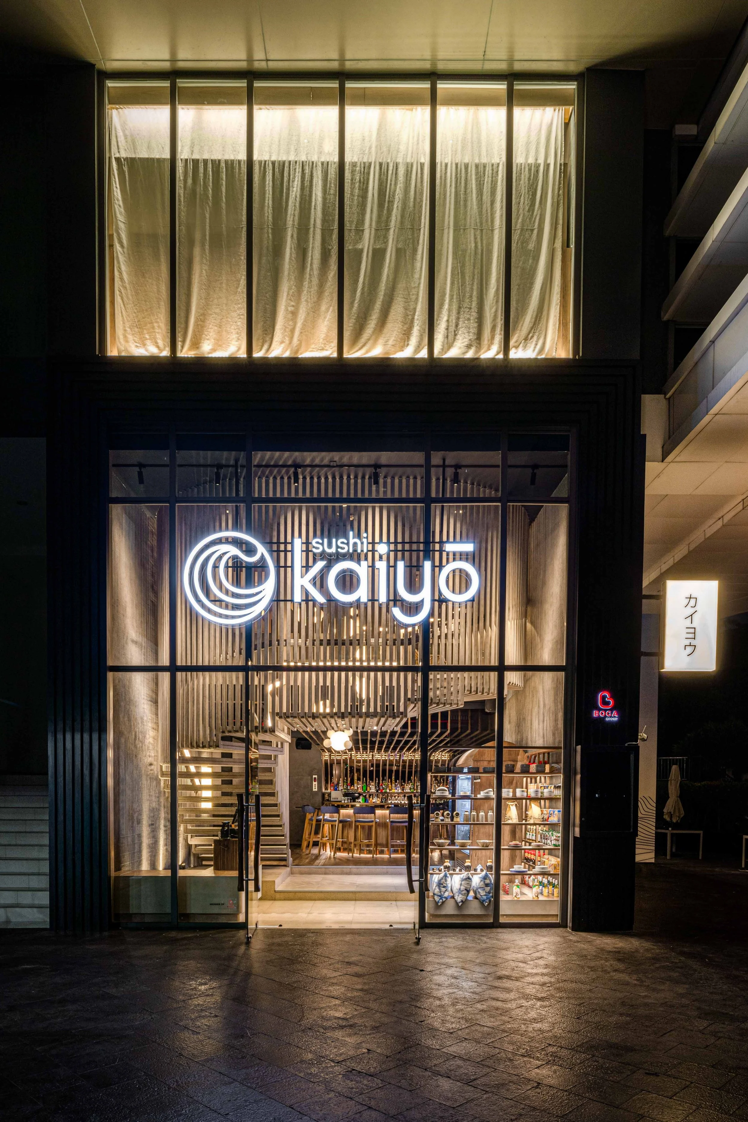 雅加达凯洋寿司店

注：这里Kaiyo音译为凯洋，Sushi是寿司，Jakarta是雅加达 ，推测这是雅加达一家名为凯洋的寿司店 丨印度丨BrandWorks-17