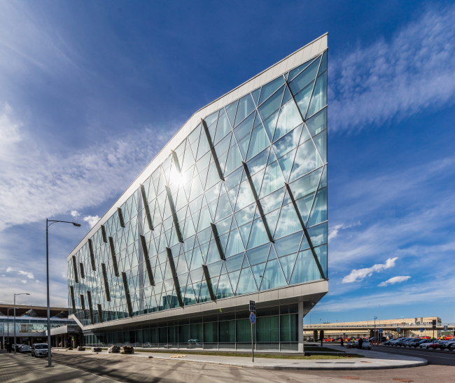 Pulkovo机场附近商业中心和酒店丨俄罗斯圣彼得堡丨A  Len,Nicholas Grimshaw,Rambol-44