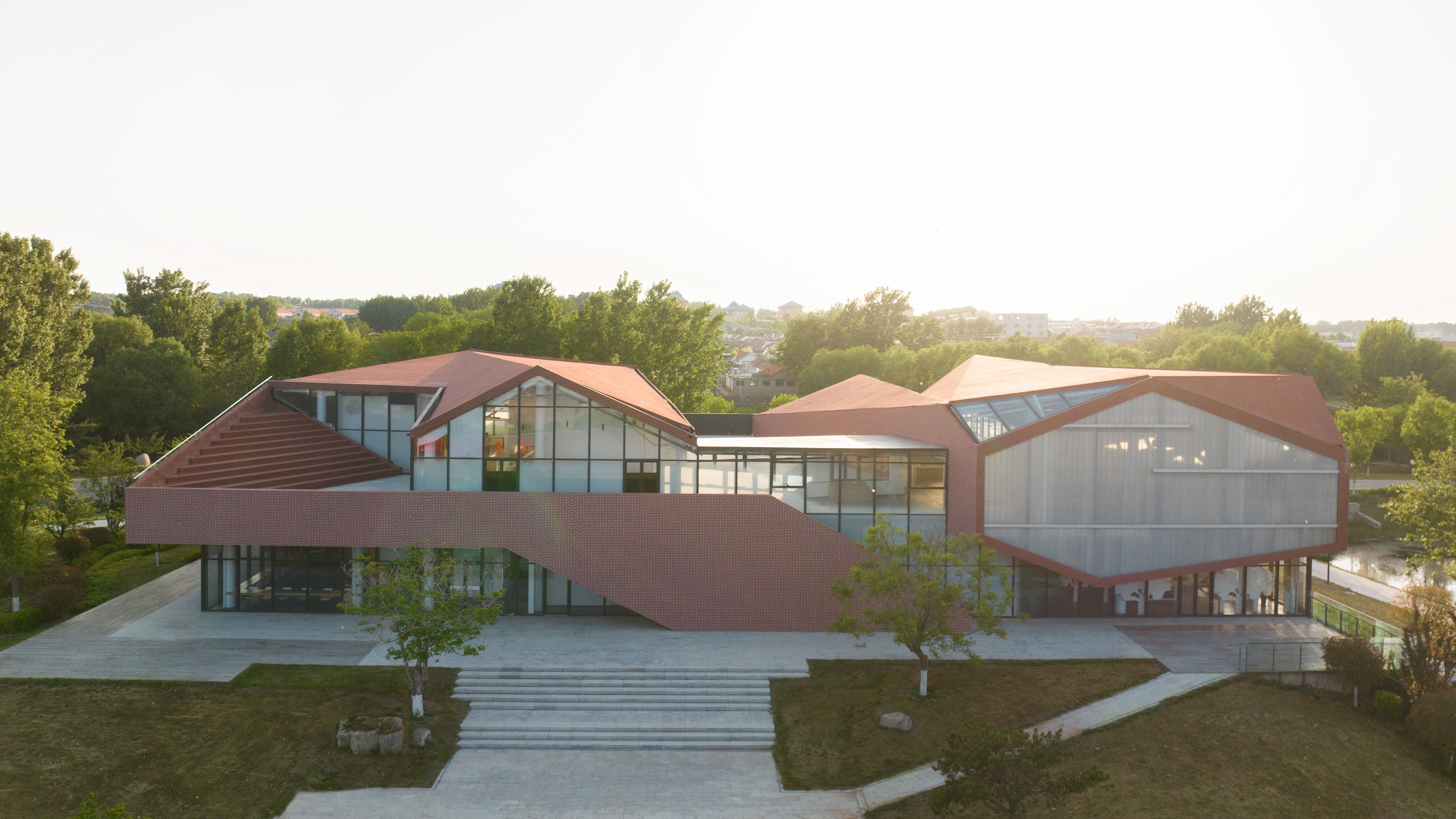 华侨城青岛即墨莲花山乡村振兴示范区项目展示中心丨中国青岛丨袈蓝建筑-3