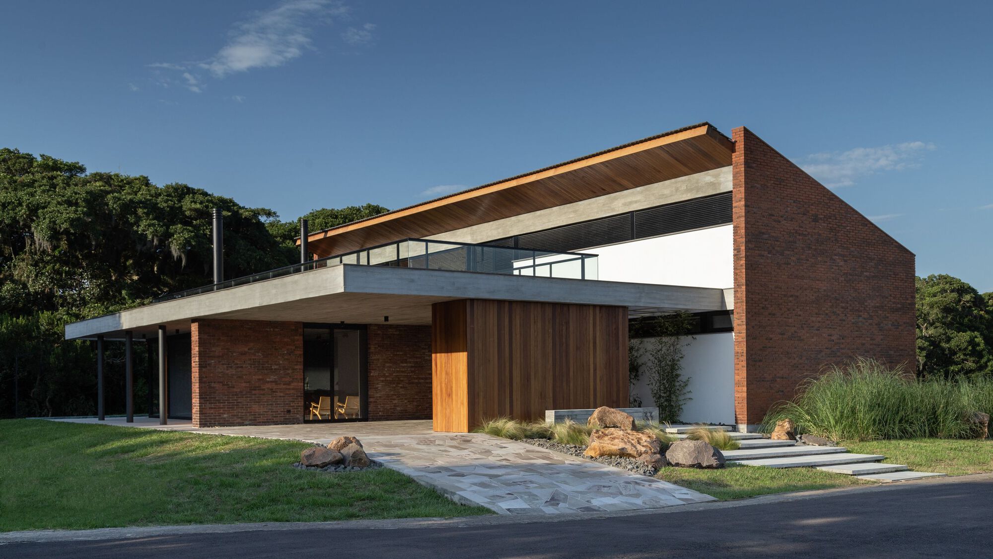 卢萨达宅邸丨巴西丨Galeria 733-33