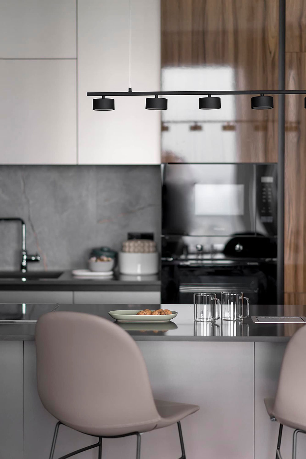 基辅现代公寓的优雅内饰设计-19